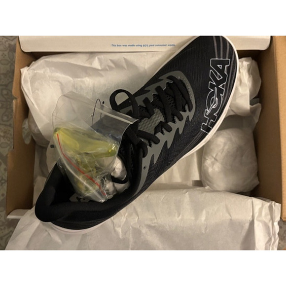 HOKA Crescendo 2 Mid Distance Track and Field Spikes Cleats Size M 8 W 9.5 New - Picture 5 of 7